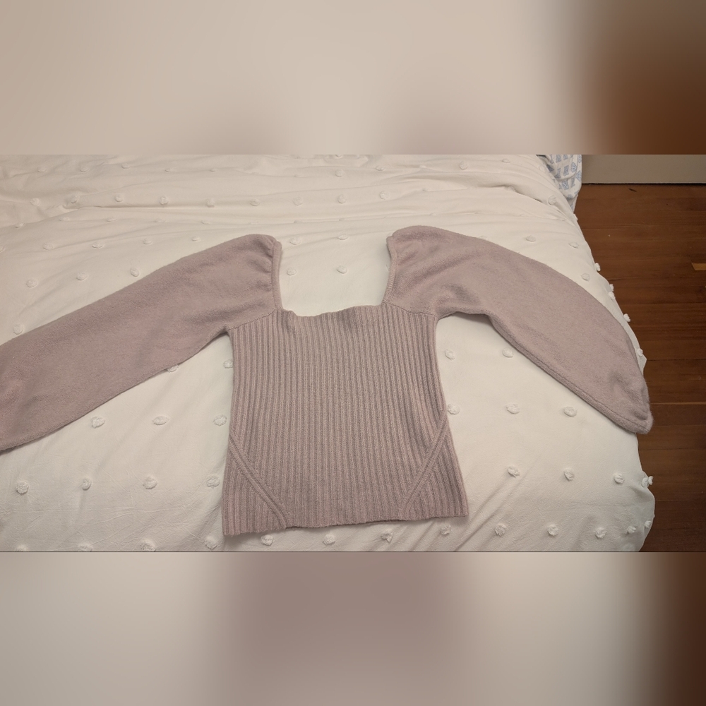 Halogen Off-the-Shoulder Sweater in Light Mauve, Size Small